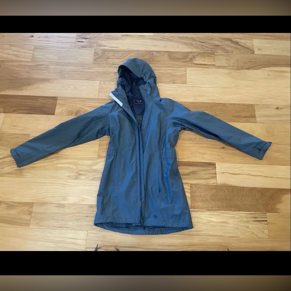Women's Mountain Hardwear Rain Jacket (S)